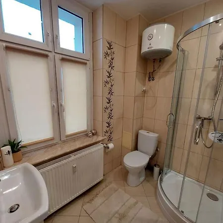 Apartament Cztery Pory Roku アパート *