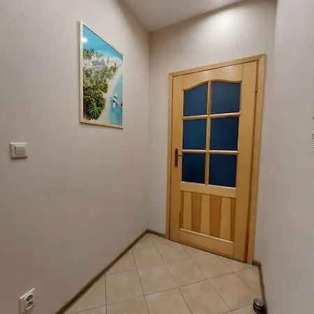 Apartament Cztery Pory Roku グリヴィツェ